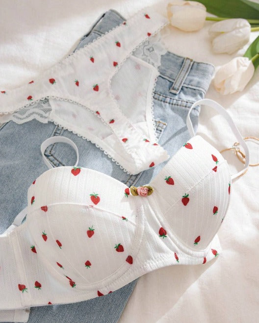 Conjunto Premium Cottage Florale – Sutiã Frente-Única Push-Up e Calcinha Tanga